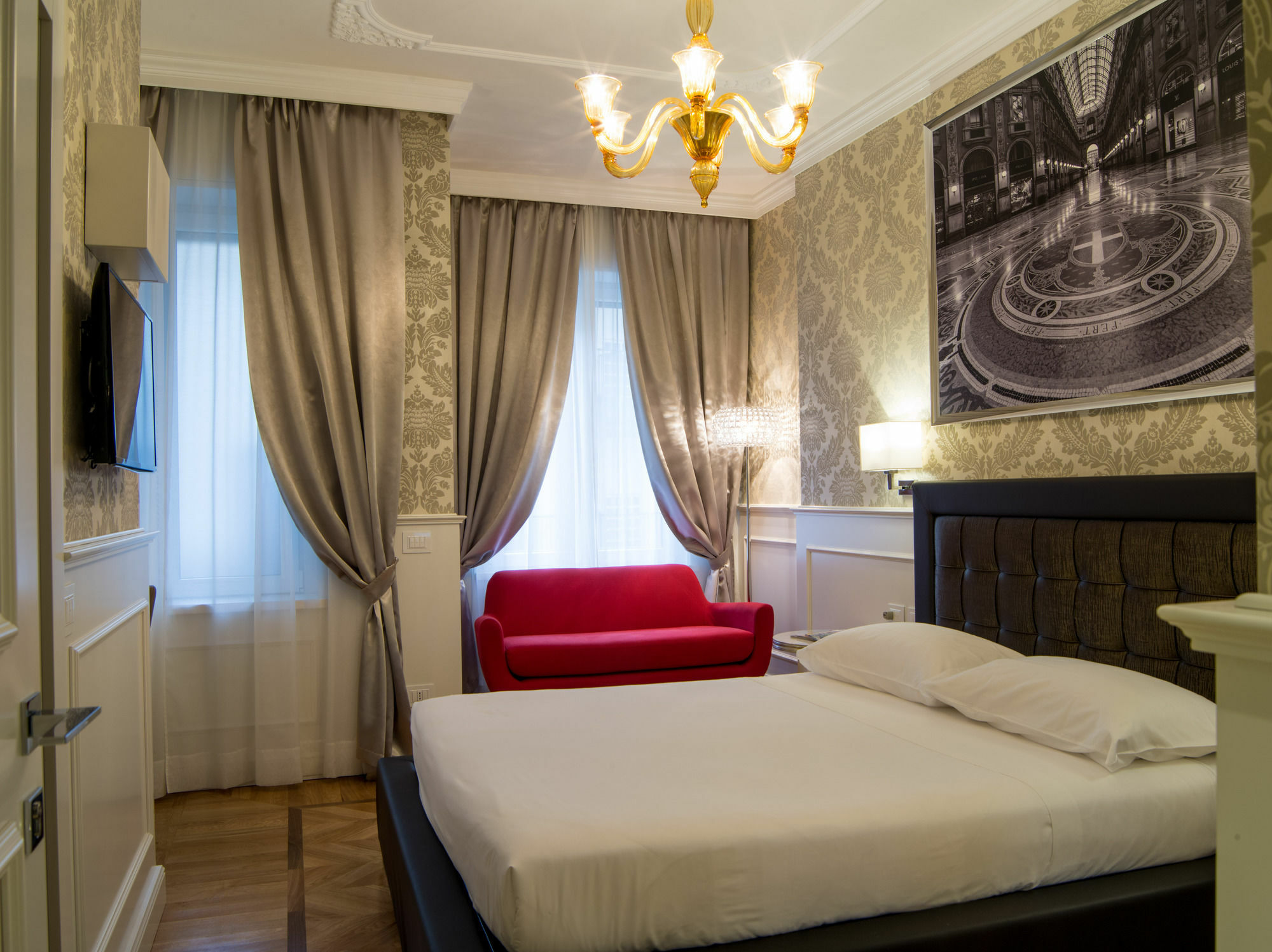 Duomo Rooms Milan Bagian luar foto