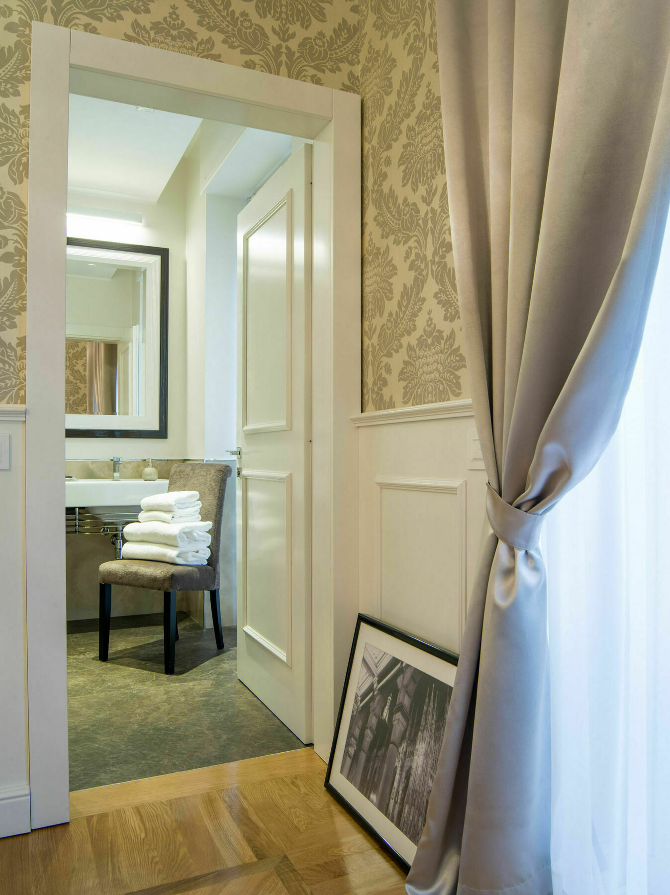 Duomo Rooms Milan Bagian luar foto