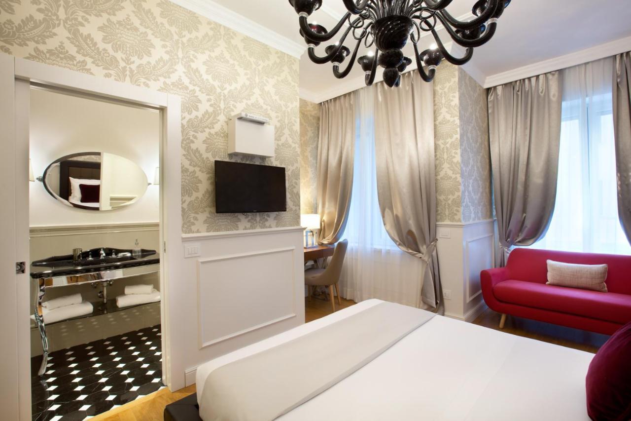 Duomo Rooms Milan Bagian luar foto